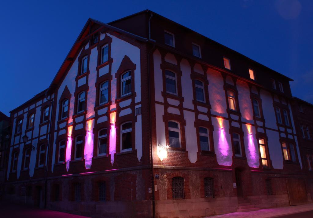 Zur Sonne "Gasthaus-Bar-Events" ポッペンハウゼン エクステリア 写真